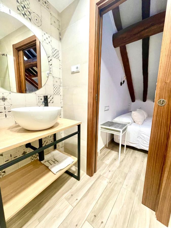 Apartamentos Bajo Pena Apartamentos Sanlorien El Pueyo de Araguás Dış mekan fotoğraf
